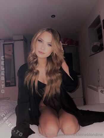 Full leaked Deinekleineblondine private onlyfans photo