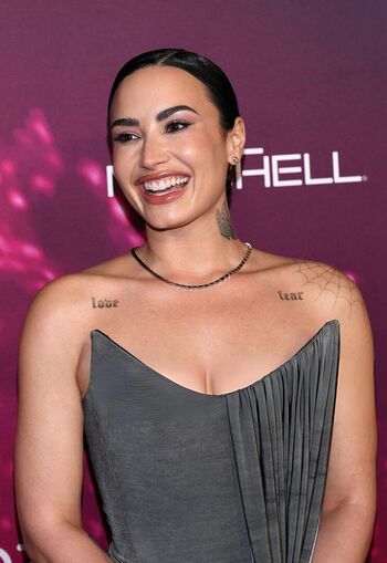 Full leaked Demi lovato page private onlyfans photo