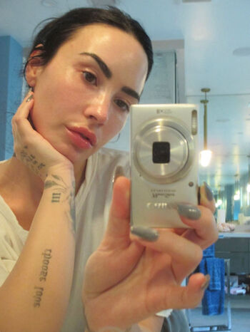 Full leaked Demi lovato page private onlyfans photo
