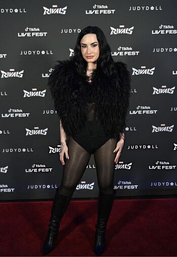 Full leaked Demi lovato page private onlyfans photo