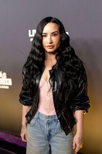Full leaked Demi lovato page private onlyfans photo