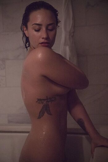 Full leaked Demi lovato page private onlyfans photo