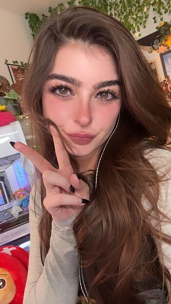 Full leaked Deputyaruuu page private onlyfans photo