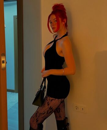 Full leaked Derya akarsu page private onlyfans photo