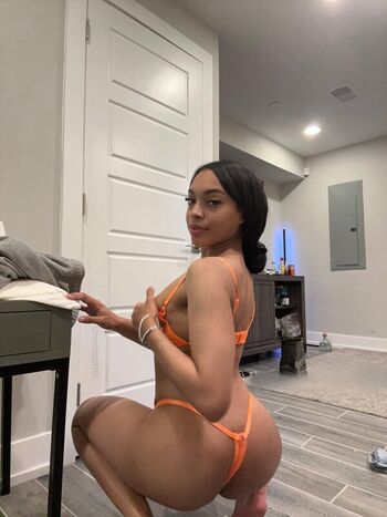Full leaked Desireava private onlyfans photo