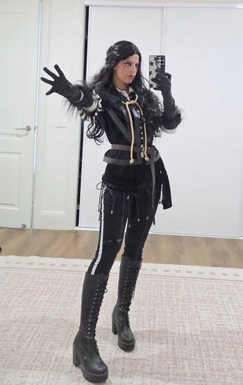 Full leaked Develique page private onlyfans photo