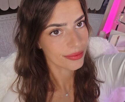 Full leaked Develique page private onlyfans photo