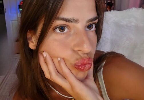 Full leaked Develique page private onlyfans photo