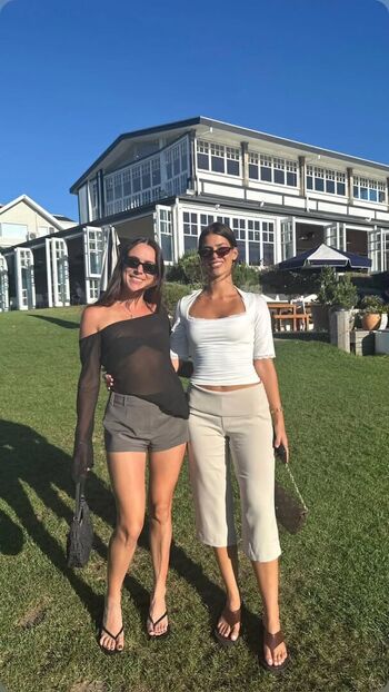 Full leaked Develique page private onlyfans photo