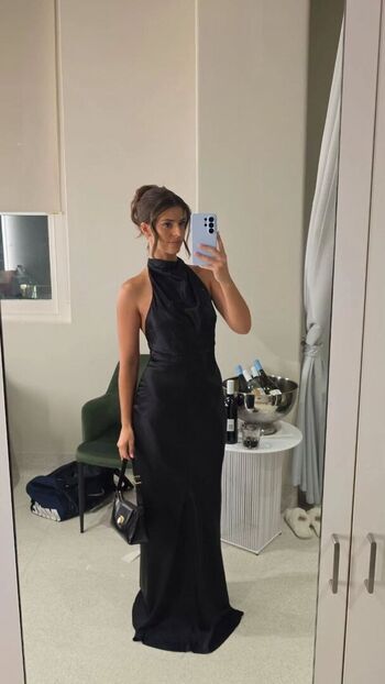 Full leaked Develique page private onlyfans photo