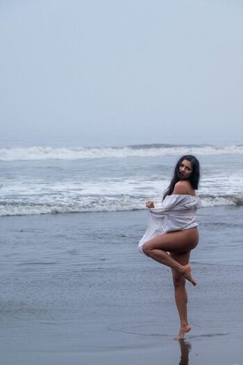 Full leaked Devi the model private onlyfans photo