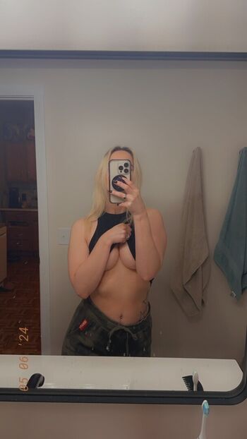 Full leaked Deviledmeg private onlyfans photo