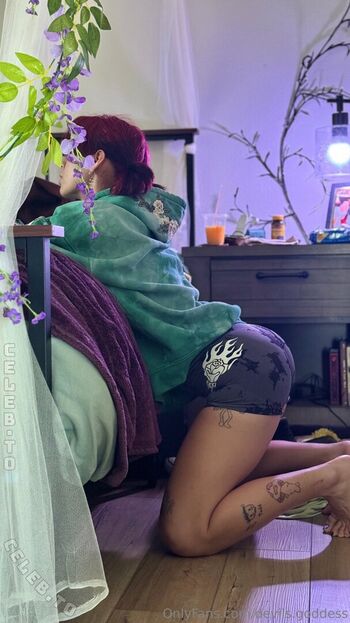 Full leaked Devils goddess page private onlyfans photo