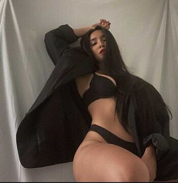 Full leaked Deyaris arai private onlyfans photo