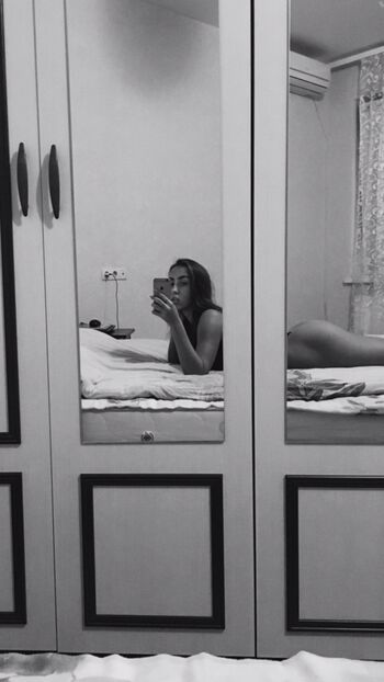 Full leaked Dia kravts royssdia page private onlyfans photo