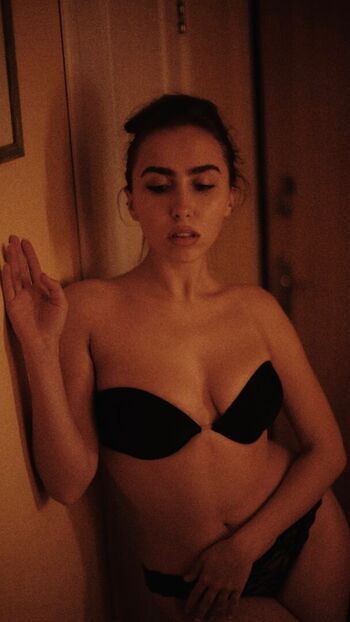 Full leaked Dia kravts royssdia private onlyfans photo