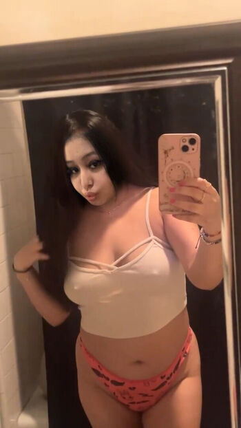 Full leaked Diablaxmami private onlyfans photo