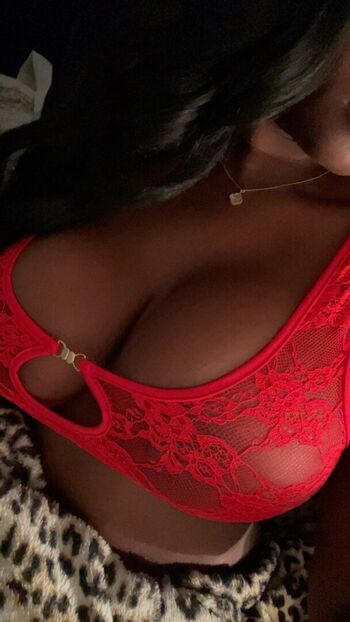 Full leaked Diamond lips private onlyfans photo