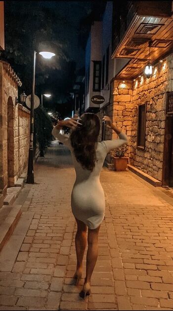 Diana Khamadeh