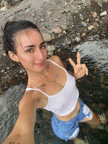 Full leaked Dianamendezk private onlyfans photo