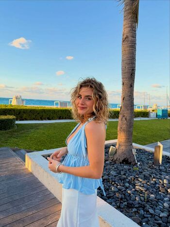 Full leaked Dierdrerae page private onlyfans photo