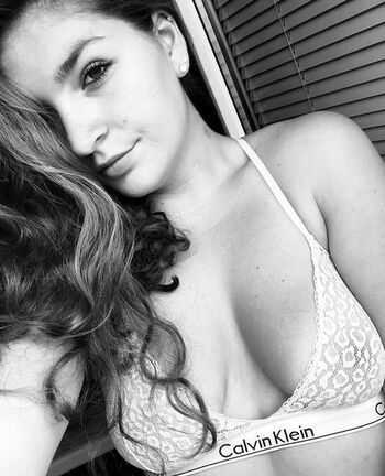 Full leaked Diianaa x private onlyfans photo