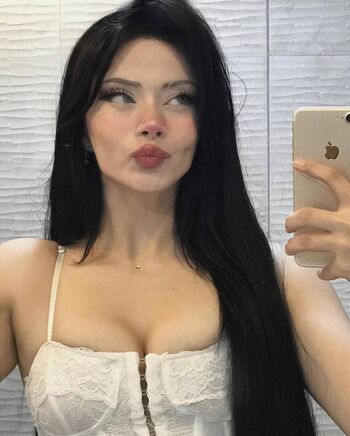 Full leaked Dilannbulgan private onlyfans photo