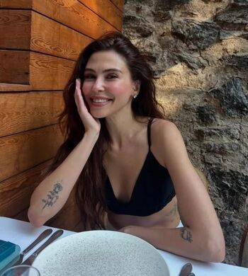 Full leaked Dilara aksyek private onlyfans photo