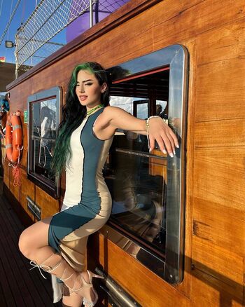 Full leaked Dilaraa page private onlyfans photo