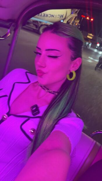 Full leaked Dilaraa page private onlyfans photo