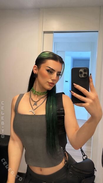 Full leaked Dilaraa private onlyfans photo