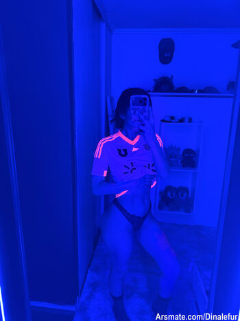 Full leaked Dinaeiffel private onlyfans photo