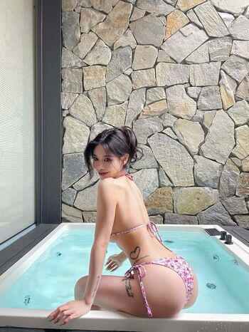 Full leaked Dinonoz private onlyfans photo