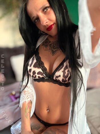 Full leaked Dirtycat private onlyfans photo