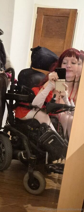 Full leaked Disabled girls page private onlyfans photo