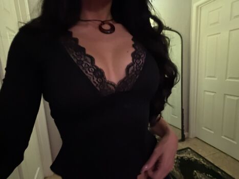 Full leaked Discolita private onlyfans photo