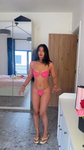 Full leaked Disha verma page private onlyfans photo