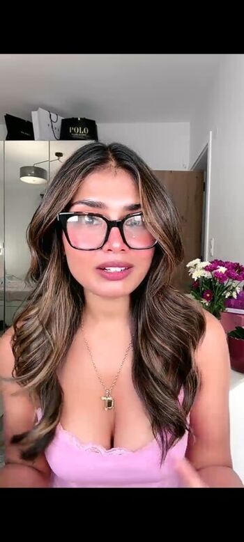 Full leaked Disha verma page private onlyfans photo