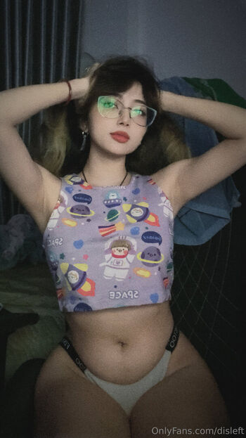 Full leaked Disleft private onlyfans photo
