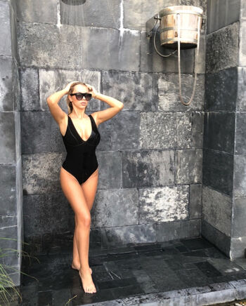 Full leaked Dita istrefi private onlyfans photo