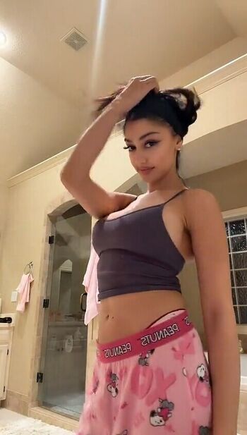 Full leaked Divaflawless private onlyfans photo