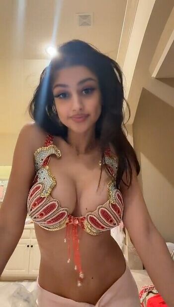 Full leaked Divaflawless private onlyfans photo