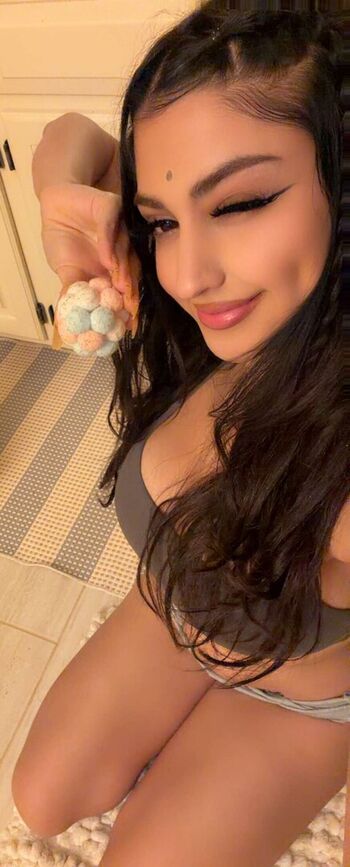 Full leaked Divaflawless private onlyfans photo