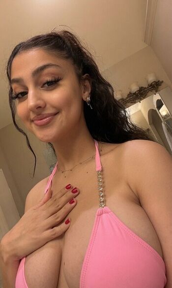 Full leaked Divaflawless private onlyfans photo