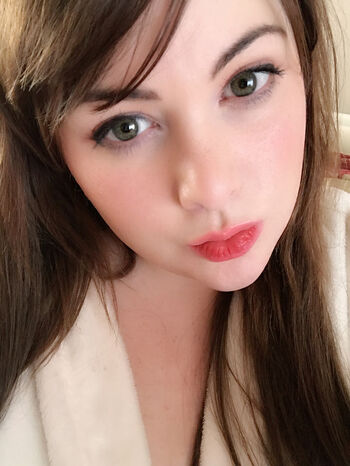 Full leaked Divinebrat page private onlyfans photo