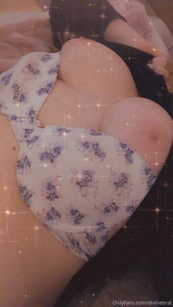 Full leaked Divinebrat private onlyfans photo