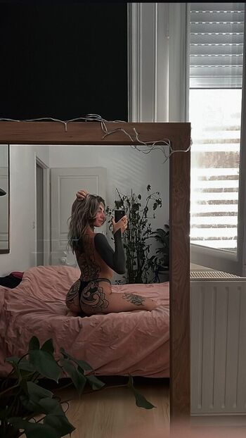 Full leaked Divinement bon private onlyfans photo