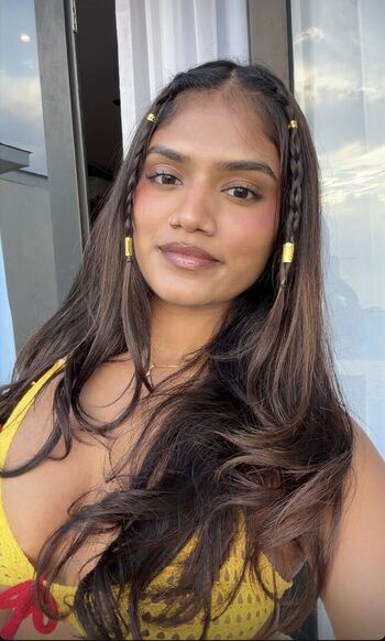 Full leaked Divya sashendran page private onlyfans photo