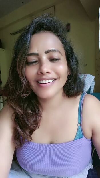 Full leaked Divya sri private onlyfans photo