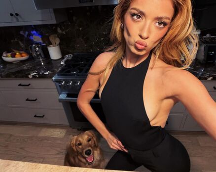 Full leaked Dixie d amelio page private onlyfans photo